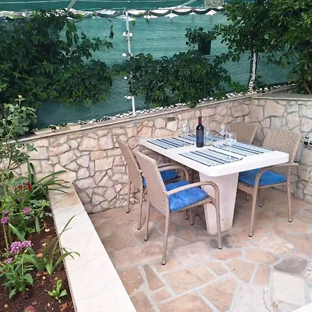 Studio Apartment * Povlja (Brac)